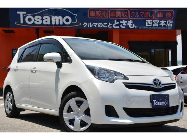 Toyota ractis 2013