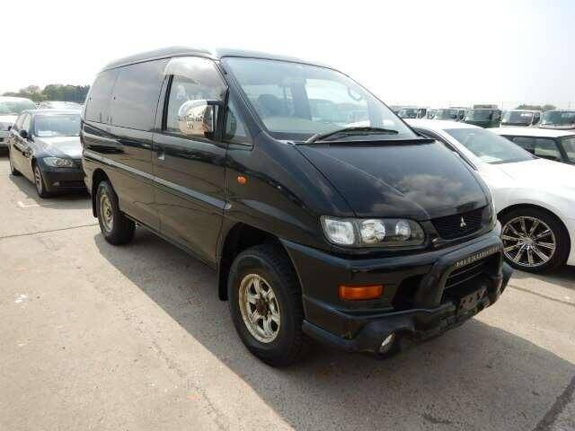 Delica mitsubishi 2004