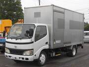 2005 TOYOTA DYNA