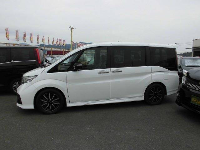 Honda STEPWAGON на черных дисках. Хонда Степвагон с боксом. Клиренс Хонда Степвагон 2017. Перегон Хонда Степвагон из Владивостока. Куплю хонду степвагон на авито