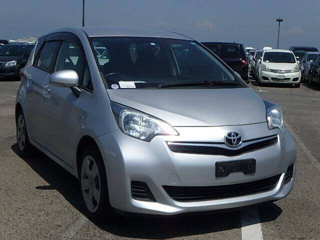 Toyota ractis 2014