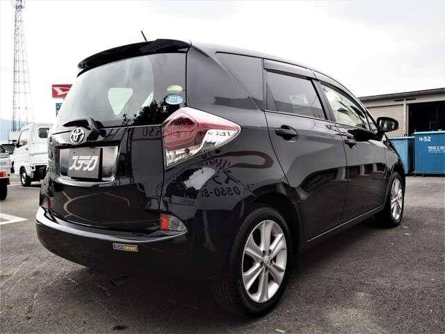 Toyota ractis 2014
