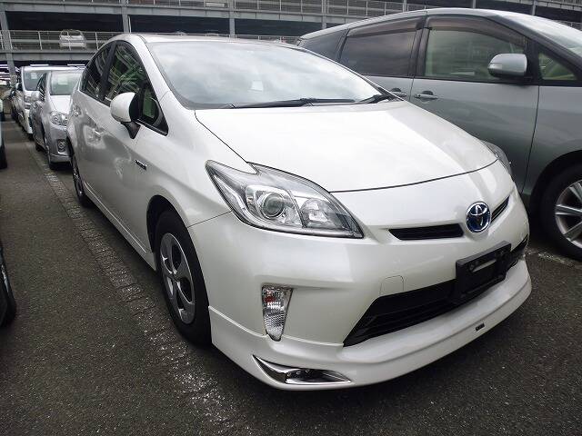 2014 TOYOTA PRIUS | Ref No.0120236533 | Used Cars for Sale