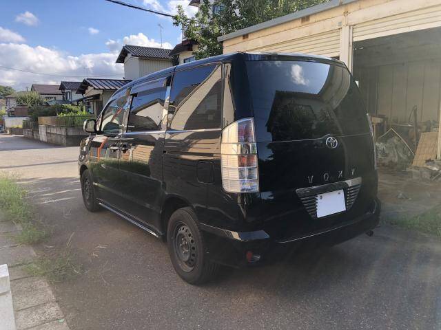 Toyota voxy 2001