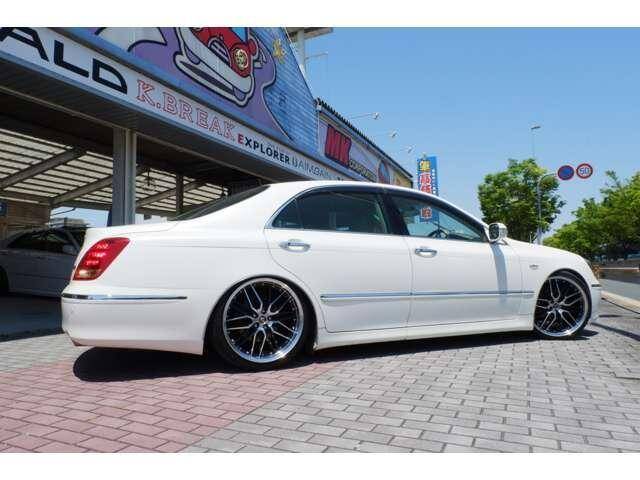 Toyota crown majesta 2008