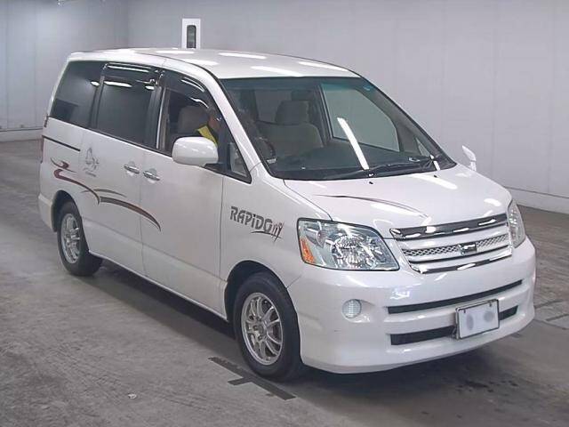 Toyota noah 2007