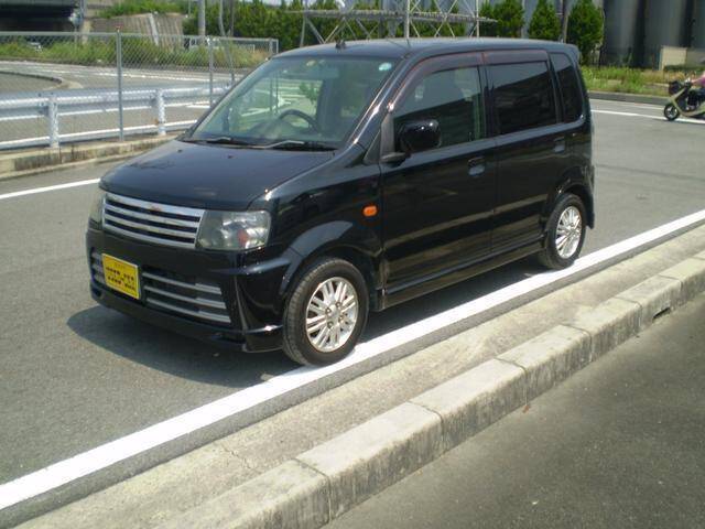 Nissan otti 2007