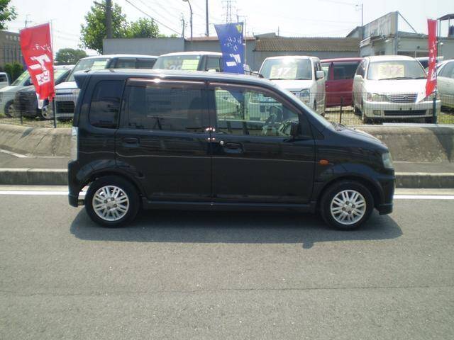 Nissan otti 2007