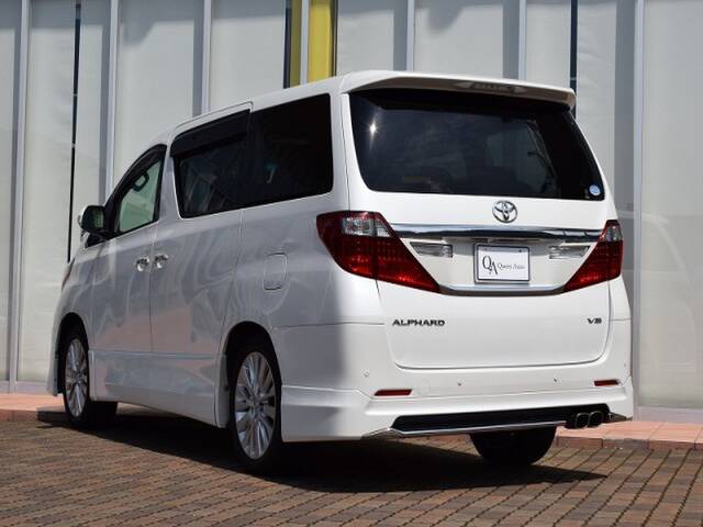 Toyota alphard 2013