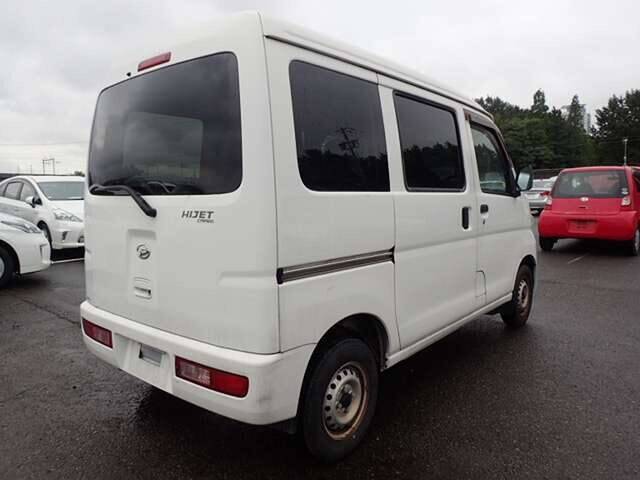 Hijet cargo машина