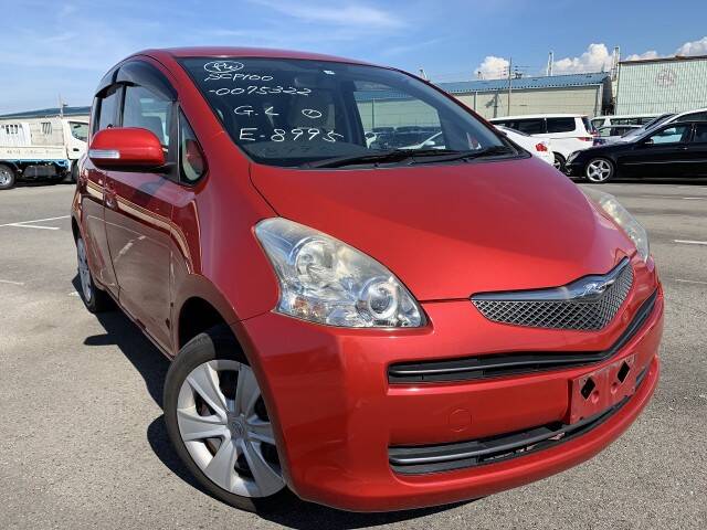 Toyota ractis 2009