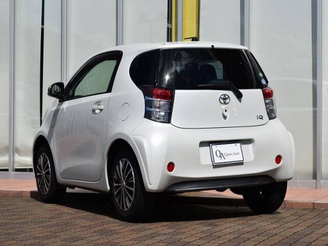 Toyota iq 2014