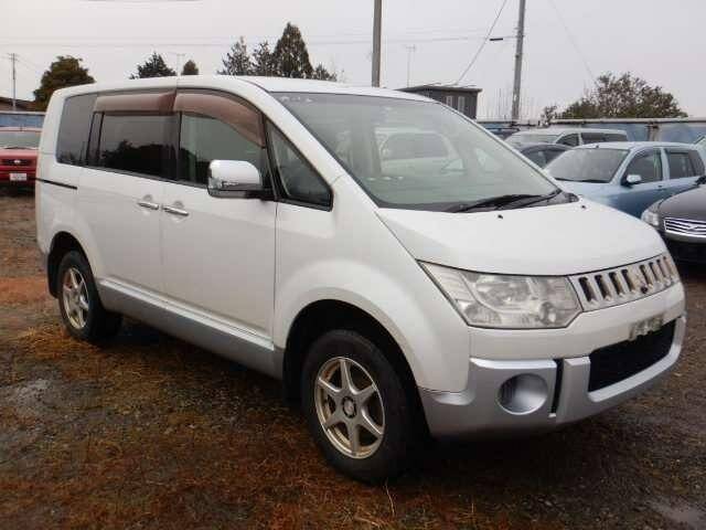Delica mitsubishi 2008