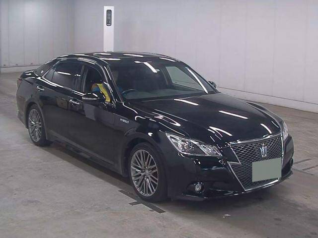 Toyota crown 2014
