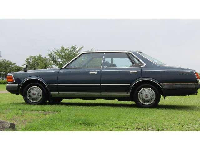 Nissan cedric 1983