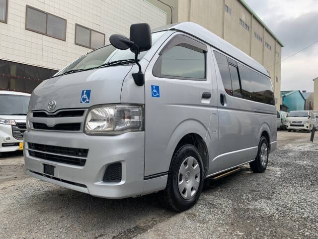Toyota ace van