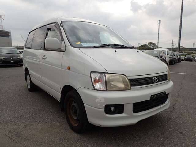 Toyota liteace noah