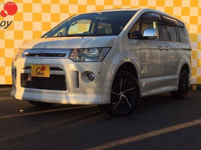 Mitsubishi delica 2010