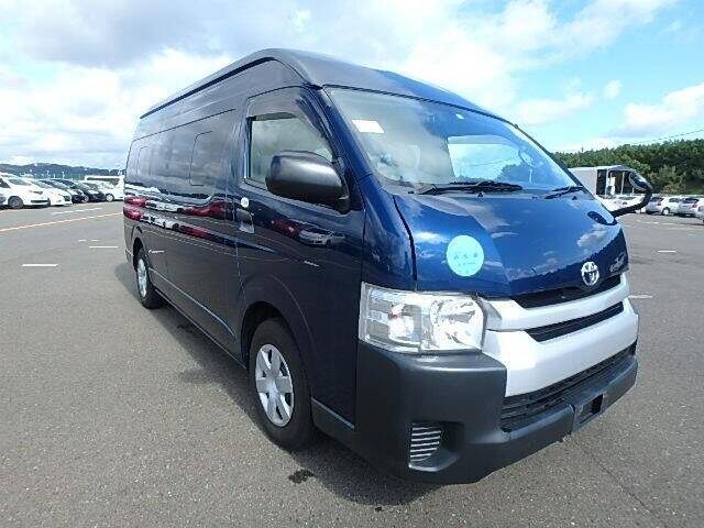 toyota hiace commuter 2015 for sale