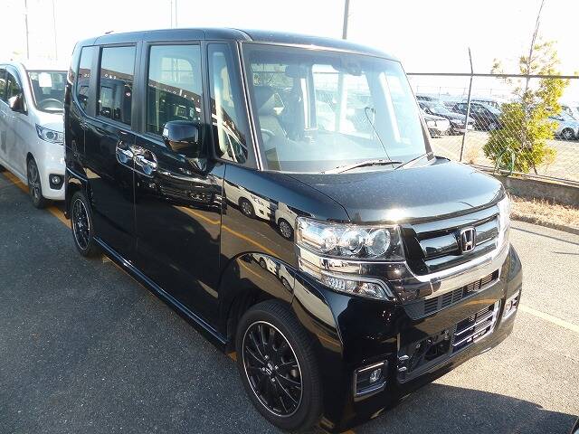 17 Honda N Box Custom Ref No Used Cars For Sale Picknbuy24 Com