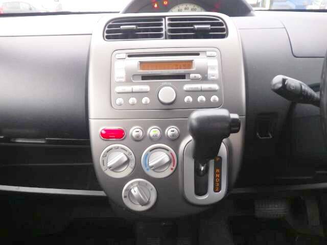 Nissan otti 2007
