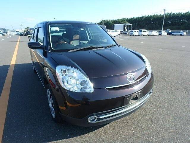 Mazda verisa 2007