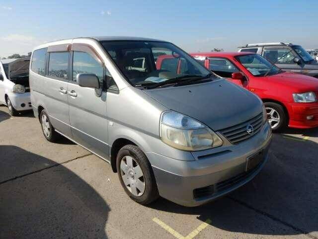 Nissan serena 2003