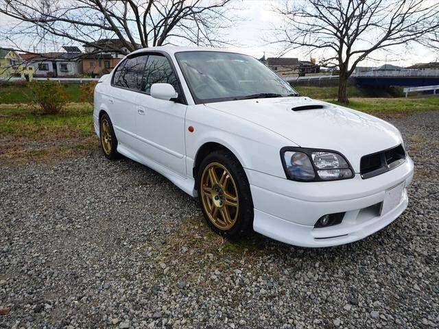 Subaru legacy b4 2000