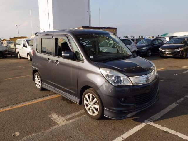 Suzuki solio 2012