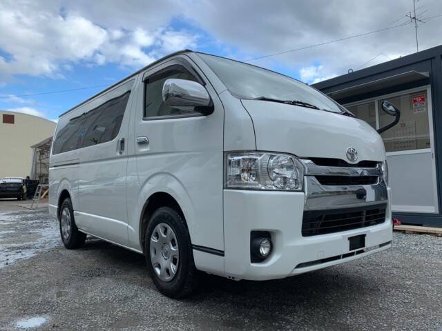 Toyota regius ace van