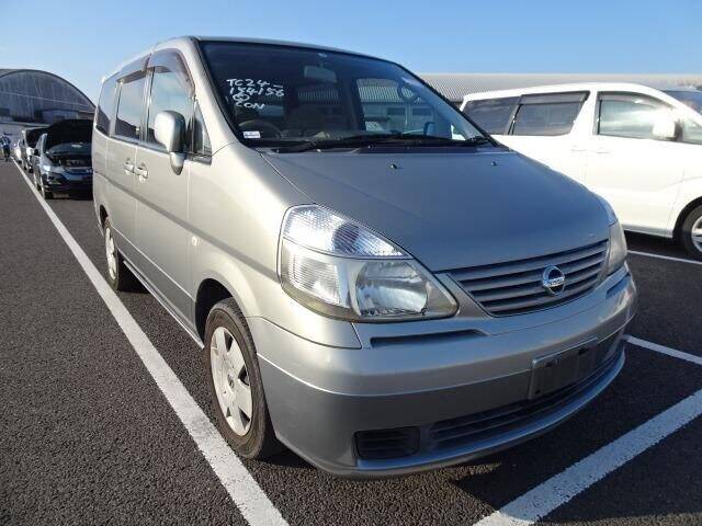 Nissan serena 2003