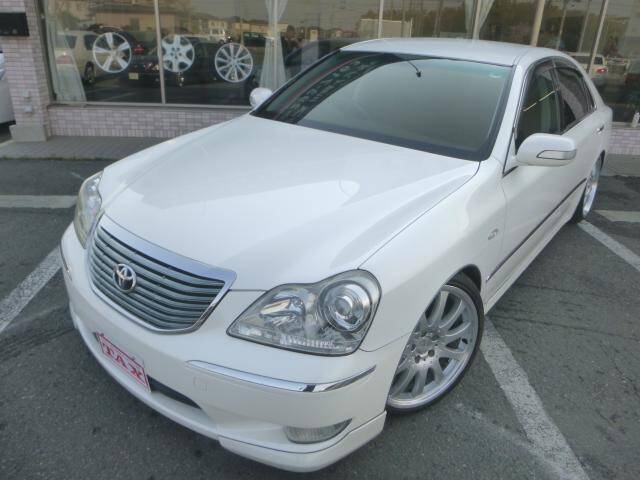 Toyota crown majesta 2004