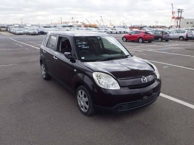 Mazda verisa 2009