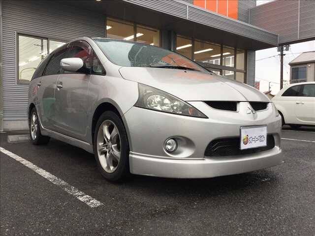 Mitsubishi grandis 2004