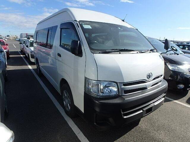toyota hiace commuter 2011 for sale