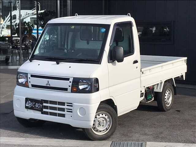 Mitsubishi minicab truck