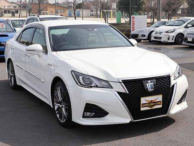 Toyota crown 2017 год