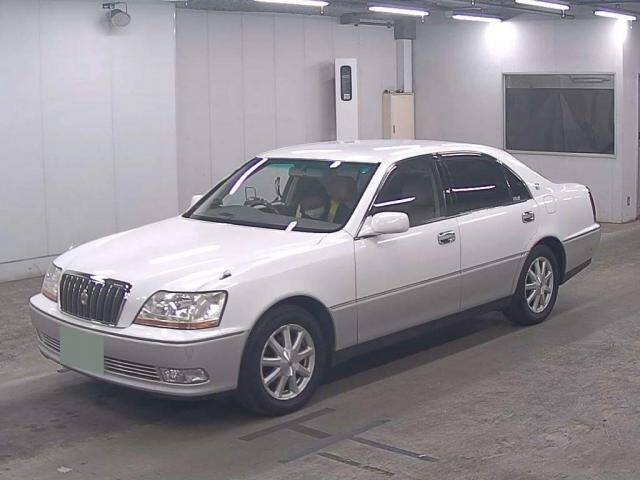 Toyota crown majesta 2001