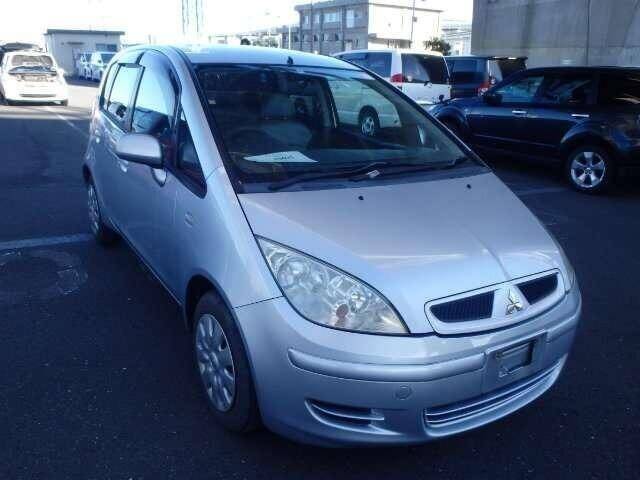 Mitsubishi colt 2002
