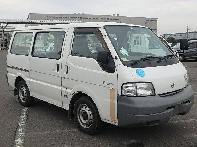 nissan vanette 2000 model