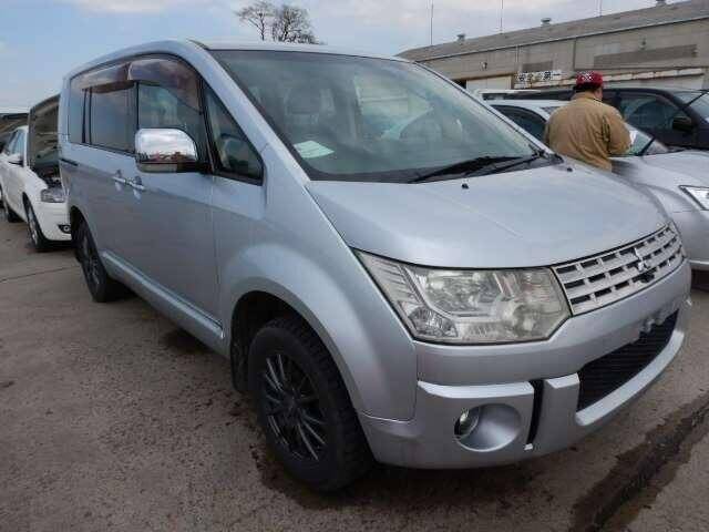 Delica mitsubishi 2008