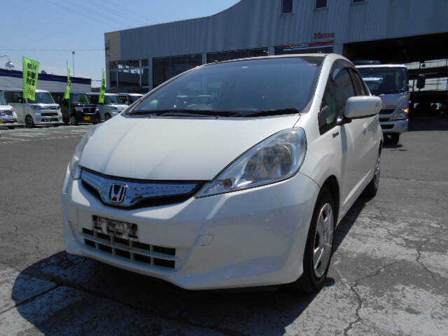 12 Honda Fit Hybrid Ref No Used Cars For Sale Picknbuy24 Com