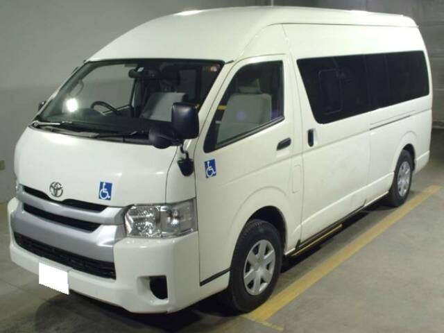 toyota hiace commuter 2015 for sale