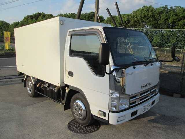 Isuzu elf 2010