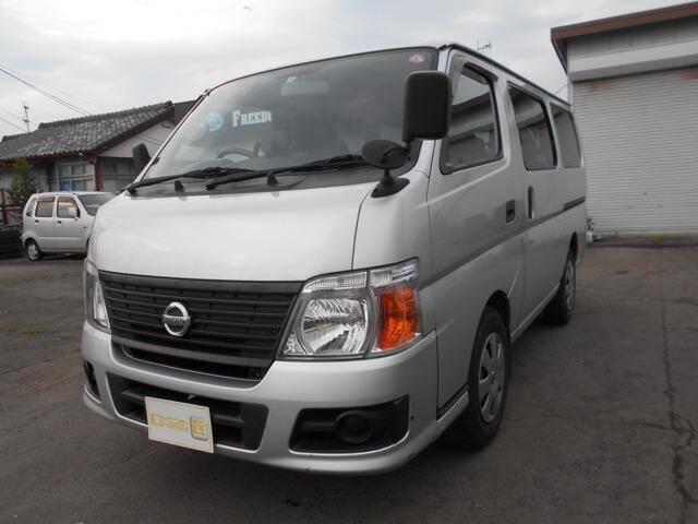 2011 nissan caravan