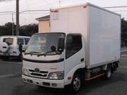 2011 TOYOTA DYNA