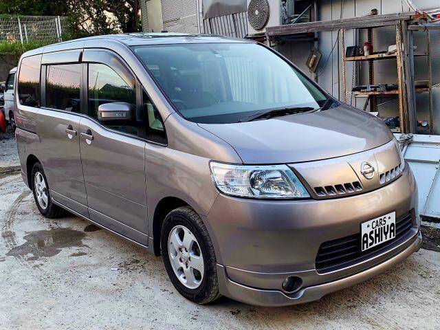 Nissan serena 2005