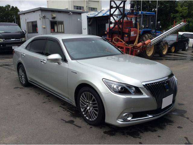Toyota crown 2014