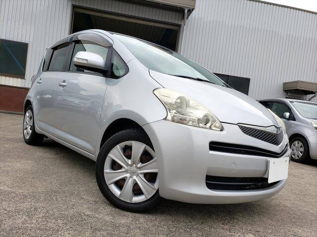 Toyota ractis 2009