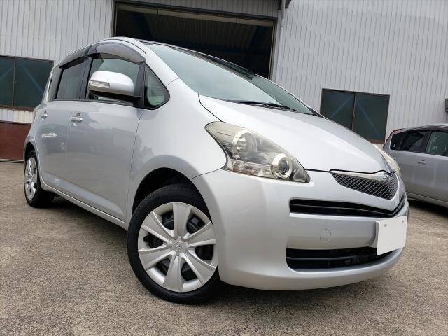 Toyota ractis 2009